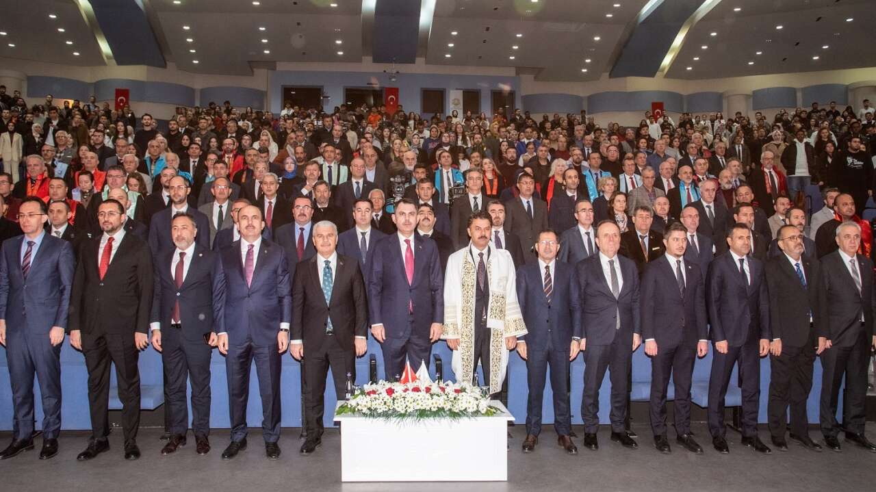 Bakan Murat Kurum’a mezunu olduğu Selçuk Üniversitesinde büyük ilgi 1